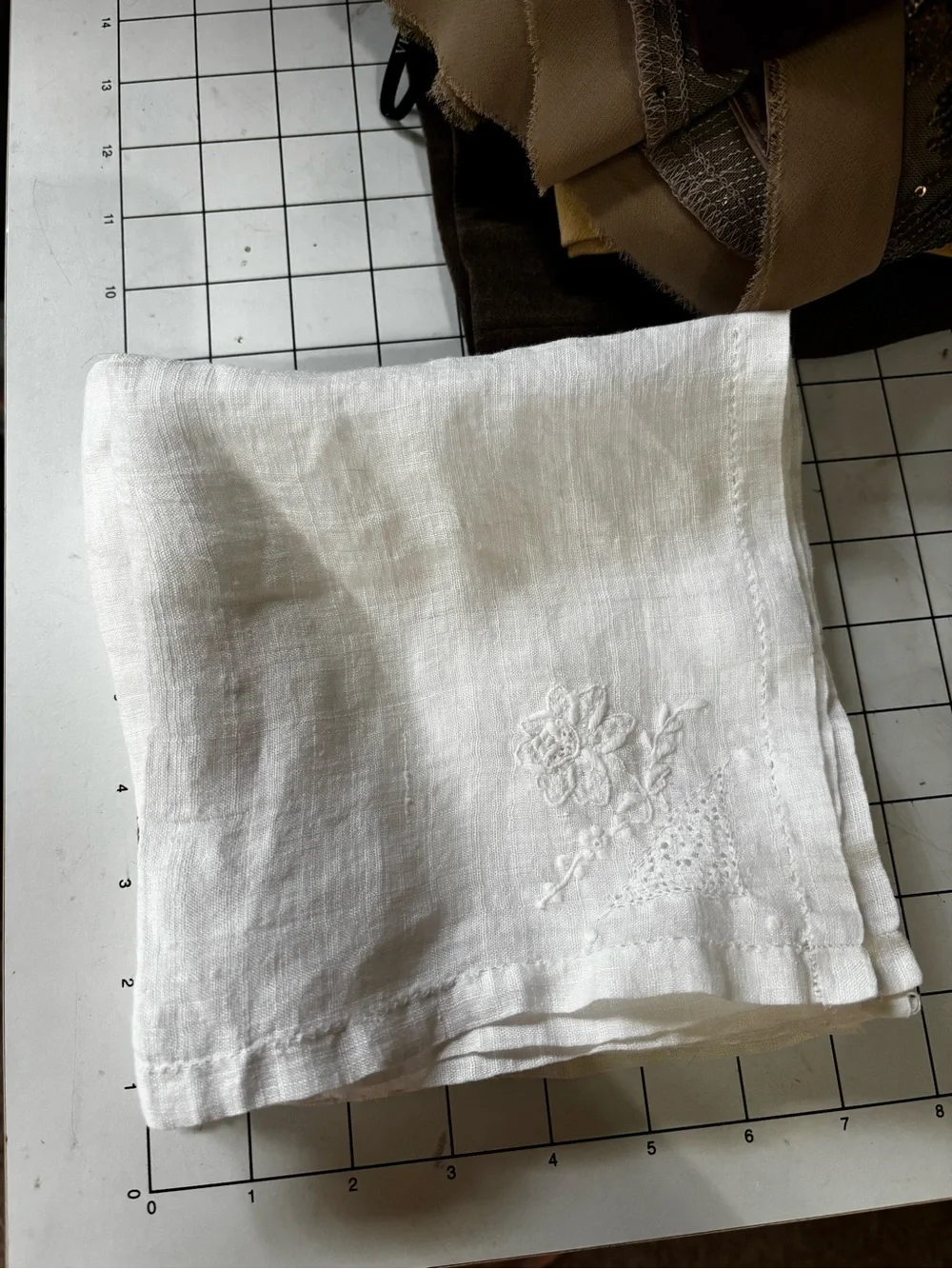 Classic White Embroidered Linen Napkins - Multipack